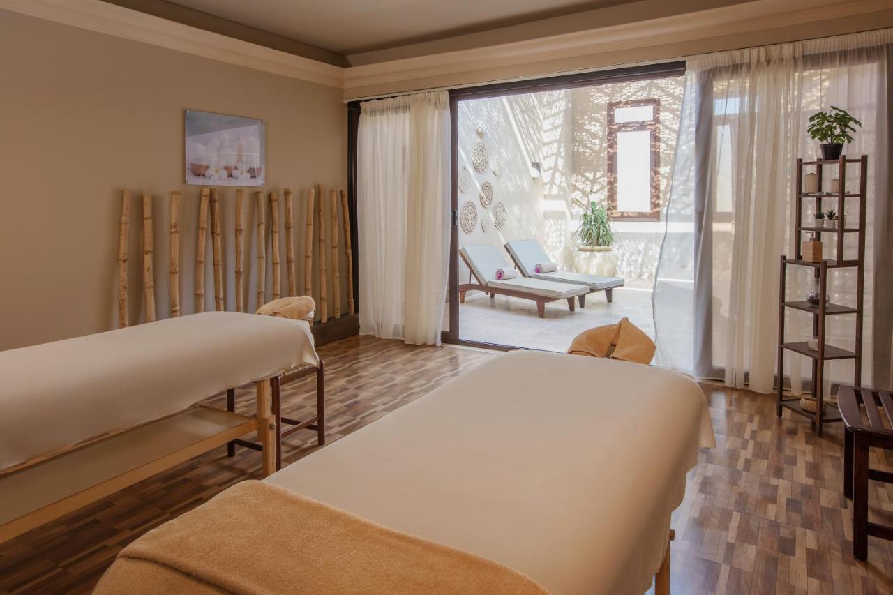 Jaz Makadi Star&Spa Hurghada Bagian luar foto